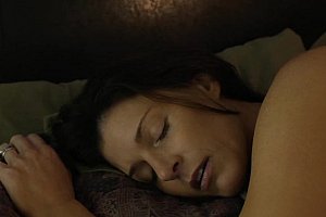 裸体美女一区三区 Porn